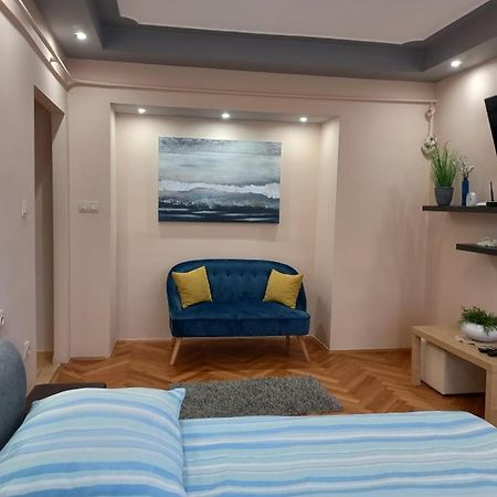 Zenit Apartman Makó Exterior foto